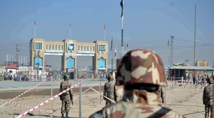 Blast on Pak-Afghan border kills 1, injures 22
