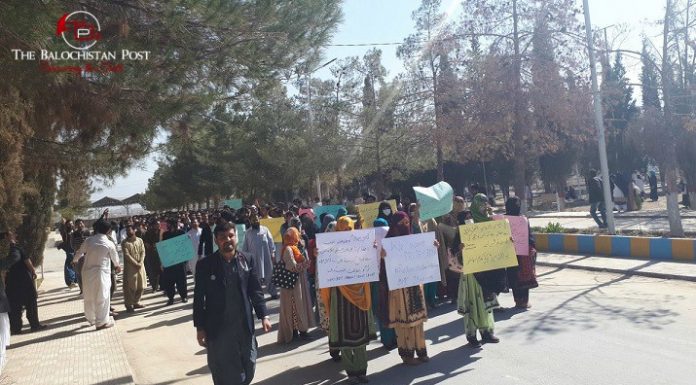 Medical students protest against ‘abduction’ of fellow student in Balochistan