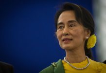 Aung San Suu Kyi Stripped of Amnesty’s Human Rights Award
