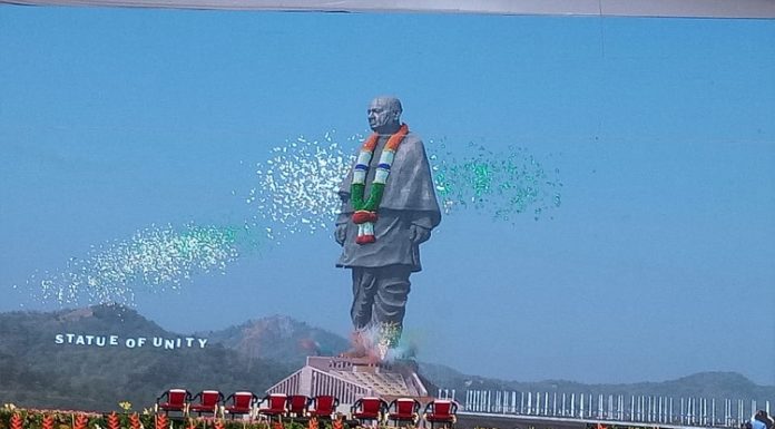 India unveils world’s tallest statue