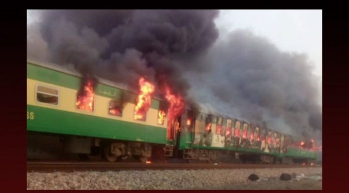 Rahim-Yar-Khan: Death toll rises to 73 in train tragedy