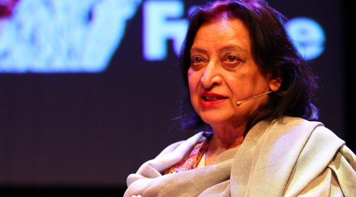 Poet Fahmida Riaz’s daughter rejects Pakistani award for late mother