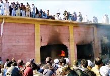 Hindu temple demolished by extremist mob in Karak