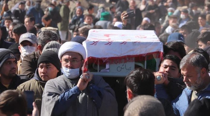 Slain Hazara miners finally led to rest, Pakistani PM visits Quetta afterwards