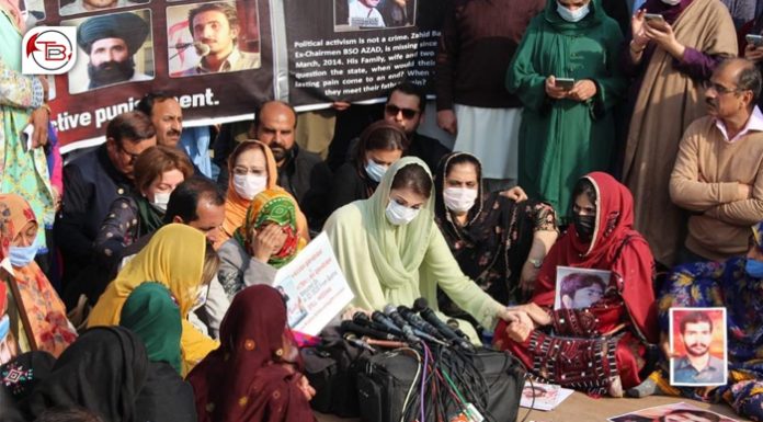 Demonstrations in Karachi and Quetta as Maryam visits Baloch protestors in Islamabad