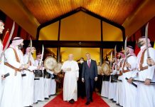 Pope Francis to conclude three-day historic visit to Iraq; urges for an end to violence
