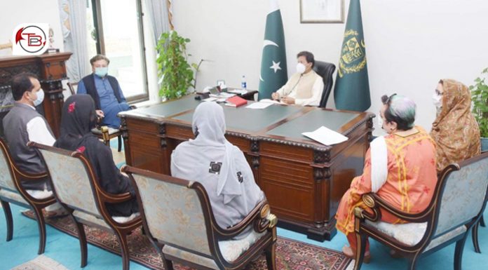 Pakistani premier meets with the families of Baloch missing persons in Islamabad