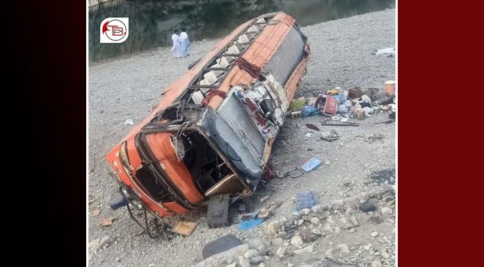 Balochistan: At least 20 killed, 50 injured in road accident