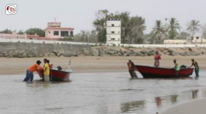 Pasni: Pakistan coast guards threaten to seize fishermen’s boats