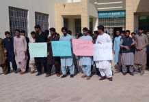 Students in Khuzdar, Uthal protest against PMC and lack of facilities