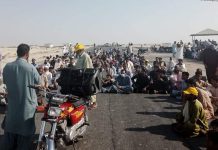 Gwadar protest expands, 5,500 additional police officers deployed on anti-riot duty
