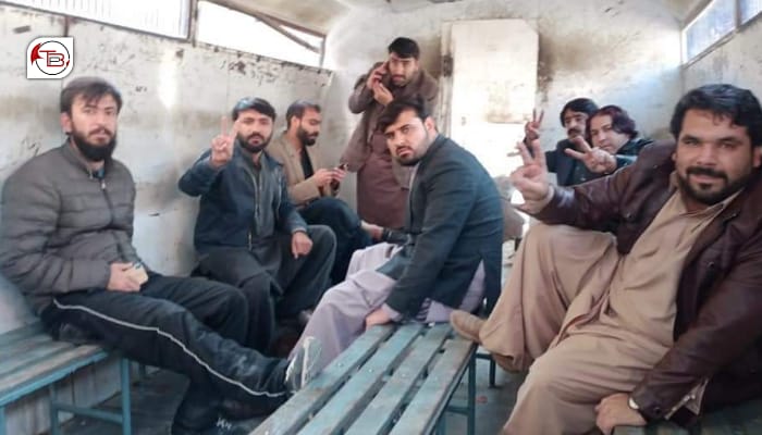 Quetta: Police baton charge, arrested protesting doctors | The ...