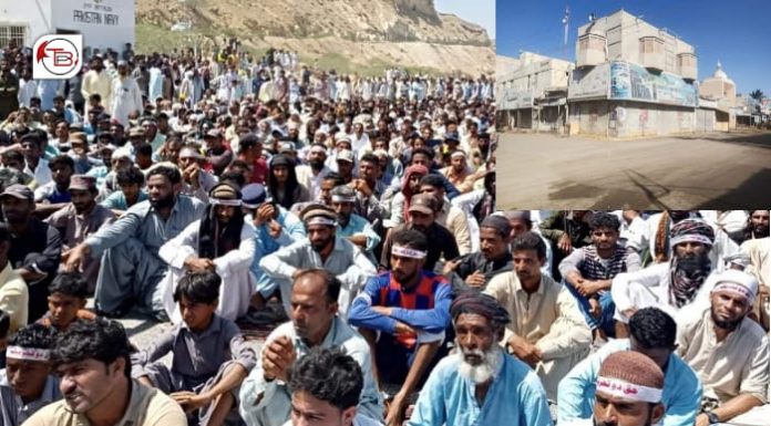 Civilians stage sit-in protest in front of Gwadar Port