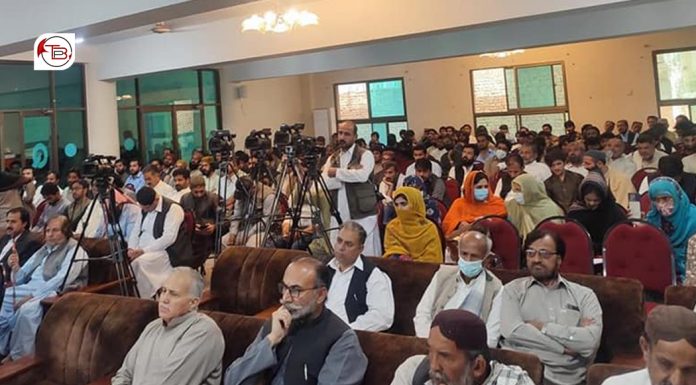 Quetta: Politicians, journalists and intellectuals demand details of Rekodiq agreement