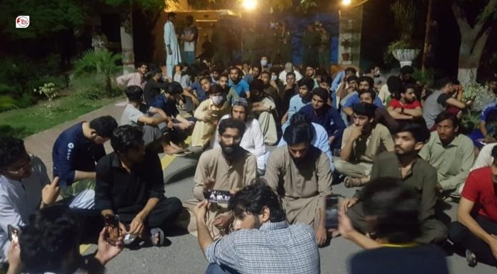 Baloch, Pashtun students attacked by religious group in Punjab University