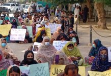 Missing Baloch woman produced in court; lawyer says she was tortured