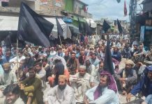 Protest rages in Harnai over killing of Pashtun activist by Pak forces