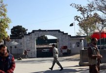 Militant attack on Pakistan embassy in Kabul, guard injured