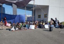 Turbat: Parents join students in protest against tuition fee rise