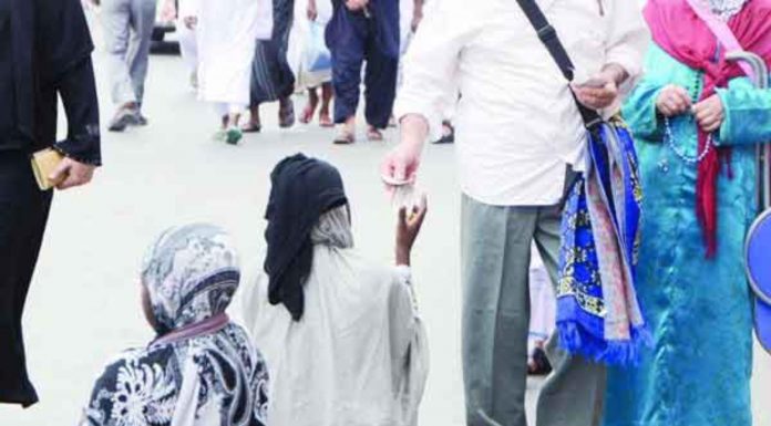 Majority of Beggars Arrested Abroad Are Pakistani, says Overseas Secretary