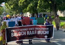 Thousands on Streets for Fourth Consecutive Day Amid Violent Crackdowns