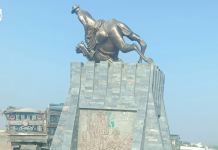 Nawab Akbar Khan Bugti’s Statue Vandalized Again in Panjgur