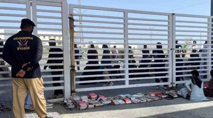 Turbat University Students Set Up Book Stall Despite Resistance from Administration