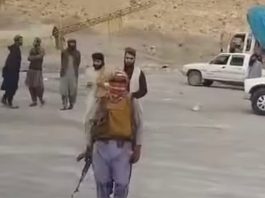Armed Men Set Up Roadblocks in Mastung and Target a Police Station