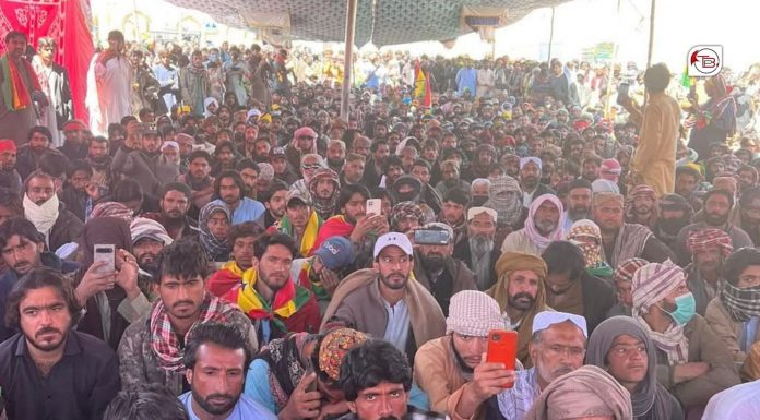 BNP-M’s Long March Targeted in Suspected Suicide Attack; Mengal Unhurt