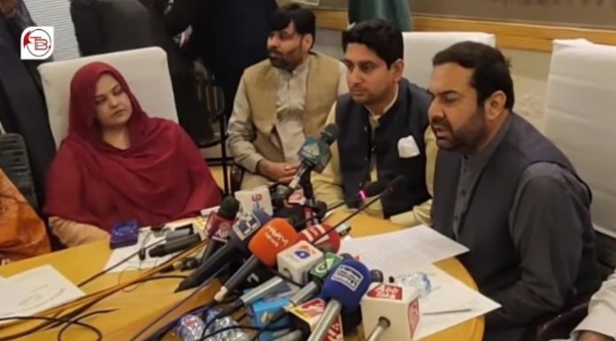 Highway Blockades Crippling Balochistan’s Economy, Say Officials and Traders