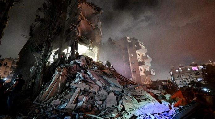 Israel, Iran Trade Heavy Strikes as Death Toll Mounts, Nuclear Talks Collapse