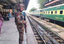 Quetta: Jaffar Express Services to Punjab and Peshawar Suspended Again