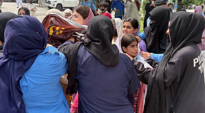 Sit-in Against Enforced Disappearances: Islamabad Police Uses Force and Restrictions