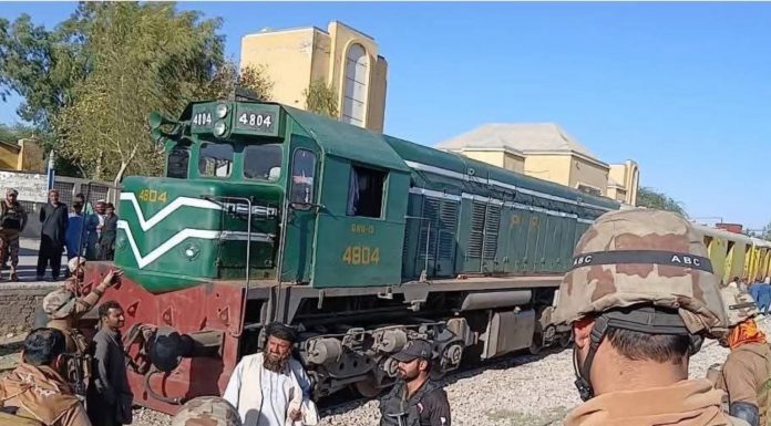Jafar Express Suspended Between Quetta and Peshawar
