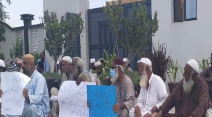 Gwadar Residents Stage Sit-in Against Severe Water Shortage