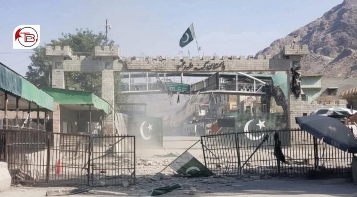 Pakistan Threatens to ‘Obliterate’ Taliban After Peace Talks Collapse