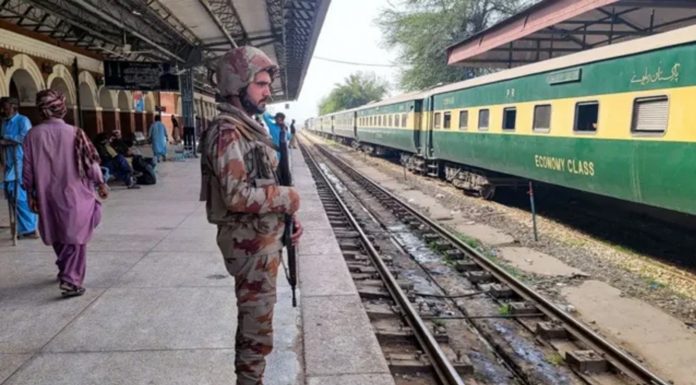 Jaffar Express Suspended Again Over Security Concerns