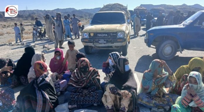 CPEC Route Blocked in Kech After Woman Injured in Alleged FC Firing Denied Treatment