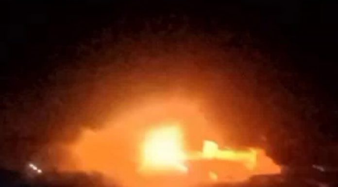 Pakistan, Afghan Forces Clash as Both Sides Claim Retaliatory Attacks