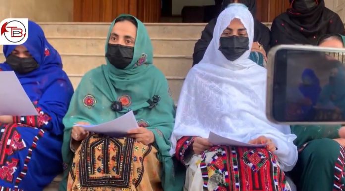 Police Block Families of Dr Mahrang Baloch, BYC Leaders from Holding Press Conference in Quetta