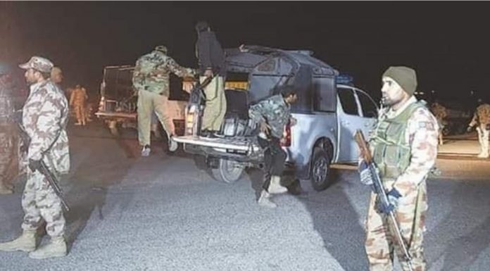 Armed Men Seize Government Buildings, Block Highways and Attack Forces Across Balochistan