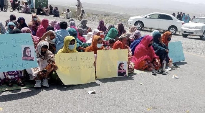 CPEC Highway Blocked In Turbat As Family Seeks Recovery Of Khadija Baloch