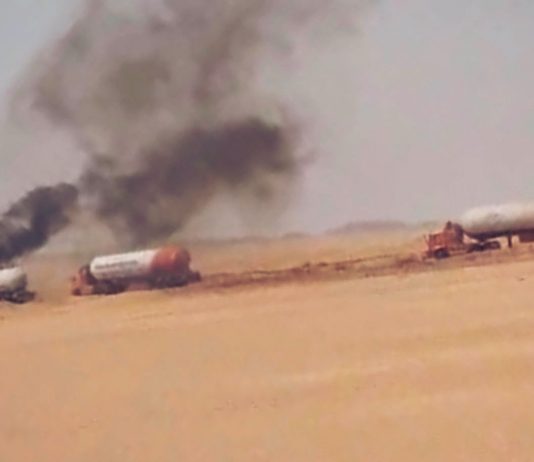 Armed Fighters Attack Forces and Installations Across Balochistan; Vehicles Carrying Minerals Destroyed