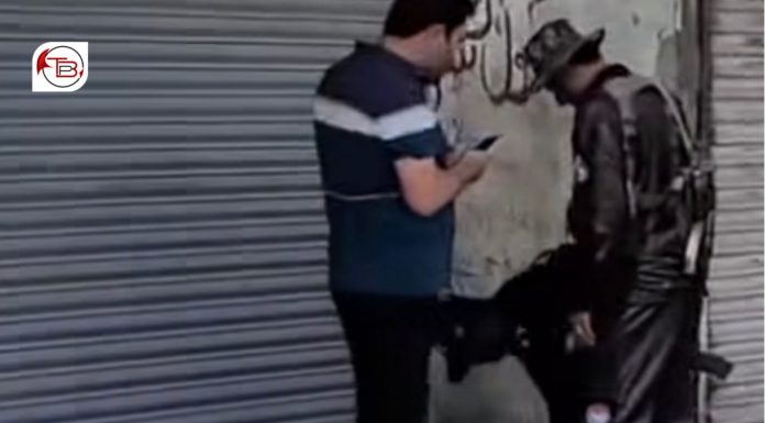 Turbat Police Break Shop Locks During Strike Against Surab Airstrikes