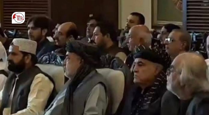 Pakistan Army Chief Told Conference Balochistan Operation Would Involve Evacuations and Airstrikes, Sources Say