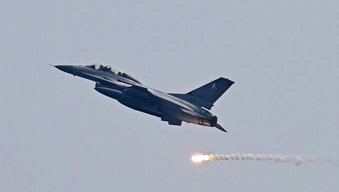 Iranian Media Says Pakistani Airstrikes in Balochistan’s Surab Killed Civilians