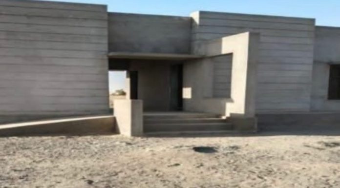 Residents Demand Basic Facilities at Nushki School, Warn of Protests