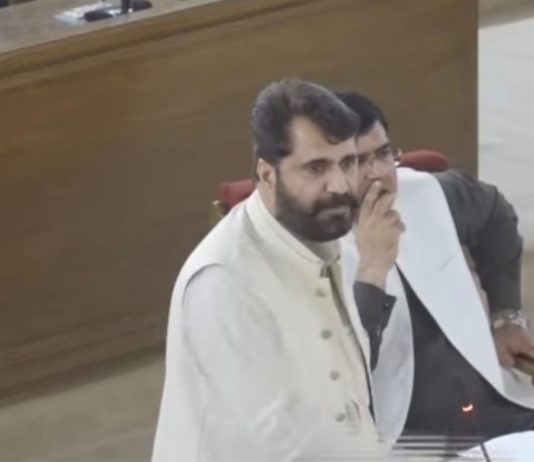 JUI Lawmaker Throws Pakistani Passport on Assembly Floor Over Travel Ban